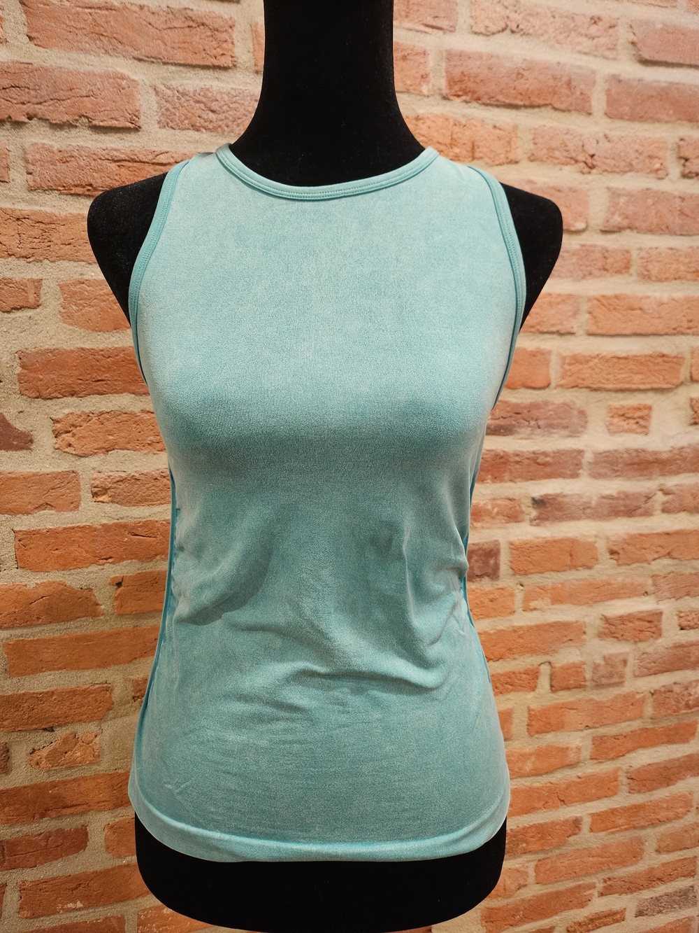 Women’s Light Gteen Tank Top Sleeveless Crew Neck
